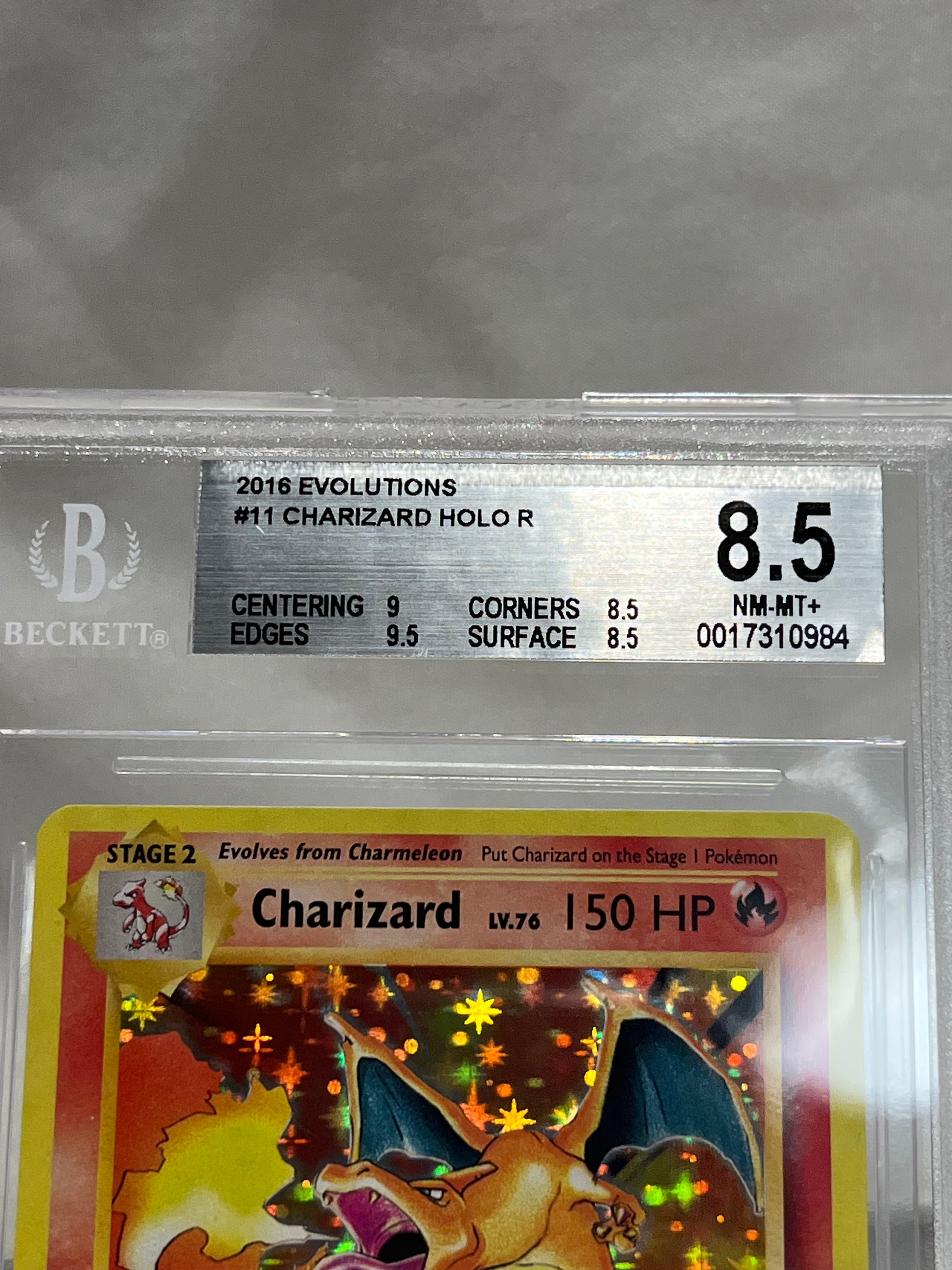 2016 hotsell Pokemon Evolutions #11 Charizard Holographic